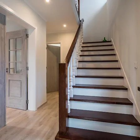 Semesterbostad Beguest Sun & Pool House