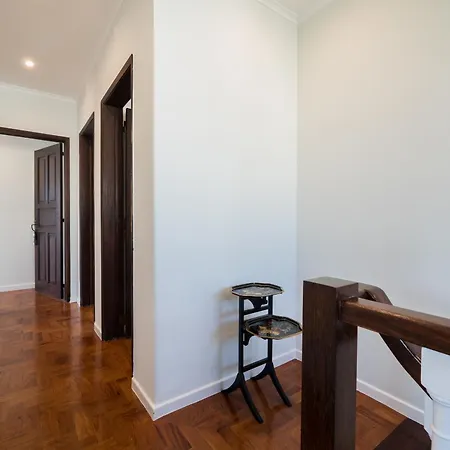 Beguest Sun & Pool House Semesterbostad Parede