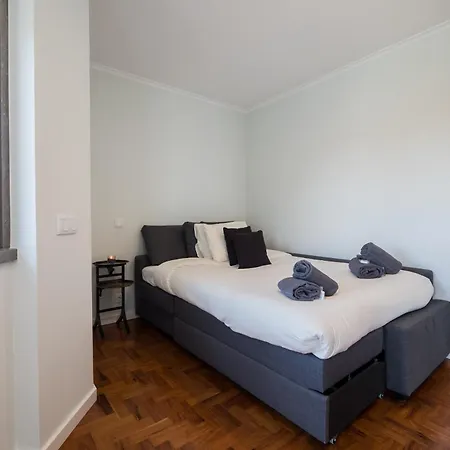 Semesterbostad Beguest Sun & Pool House *