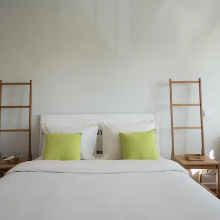 Beguest Sun & Pool House Semesterbostad Parede