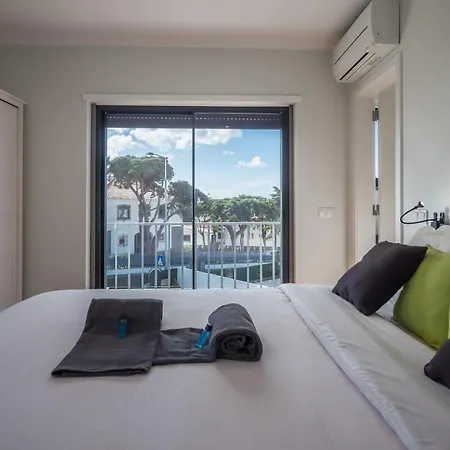 Beguest Sun & Pool House Semesterbostad