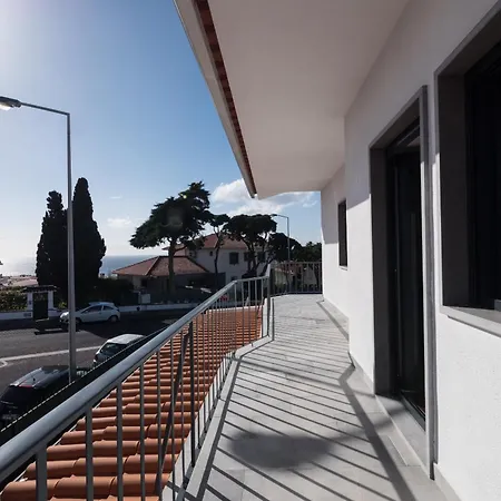 Beguest Sun & Pool House Semesterbostad