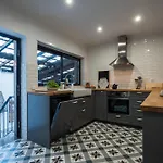 Beguest Sun & Pool House