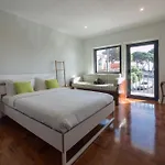 Beguest Sun & Pool House Tatil Evi Parede