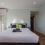 Beguest Sun & Pool House 度假居 *