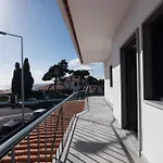 Beguest Sun & Pool House 度假居